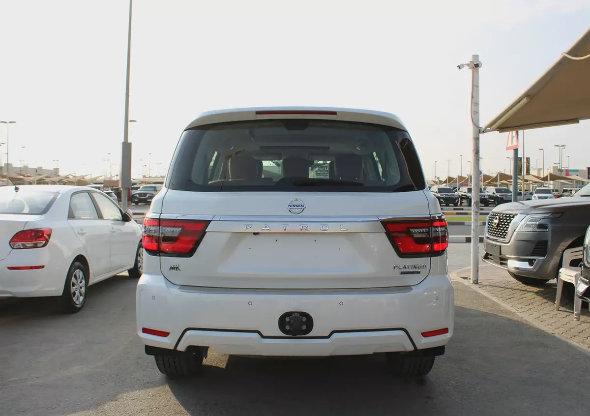 Nissan Patrol 2021 LE Platinum | GCC Orginal paint-4-4