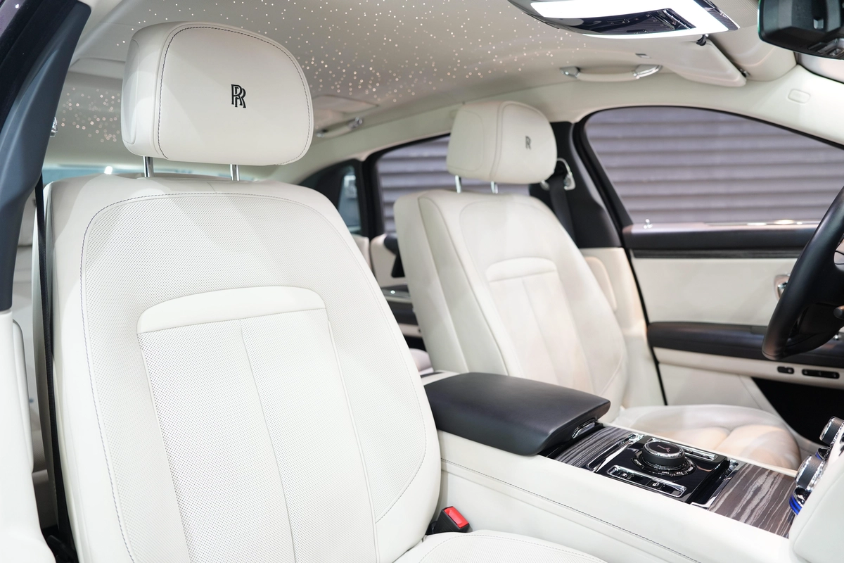Rolls-Royce Ghost EWB 2024-7-7