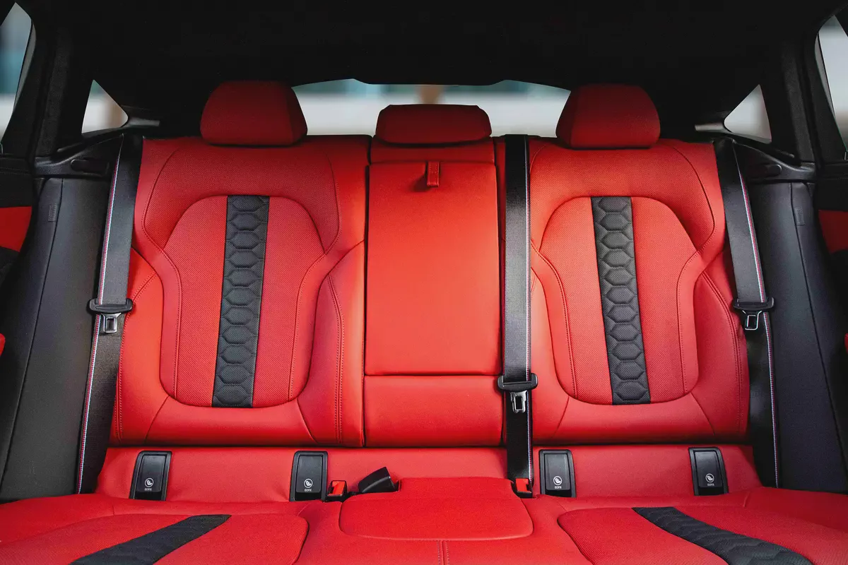 9,792 P.M |  X6 M Competition | 0% Downpayment | BMW Warranty!-11-11