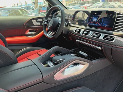 Clean title. GLE63. Night package.-8