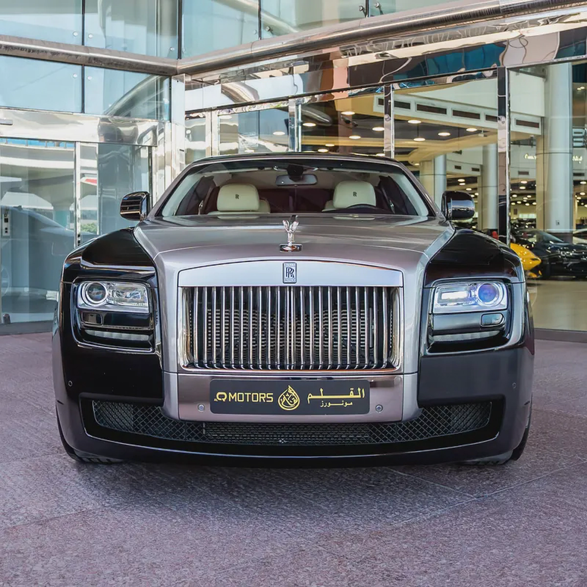 ROLLS ROYCE GHOST  2010  GCC DONE ONLY 30,000KM-4-4
