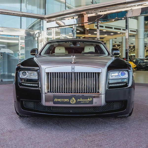 ROLLS ROYCE GHOST  2010  GCC DONE ONLY 30,000KM