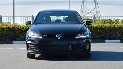 Volkswagen Golf GTI-1