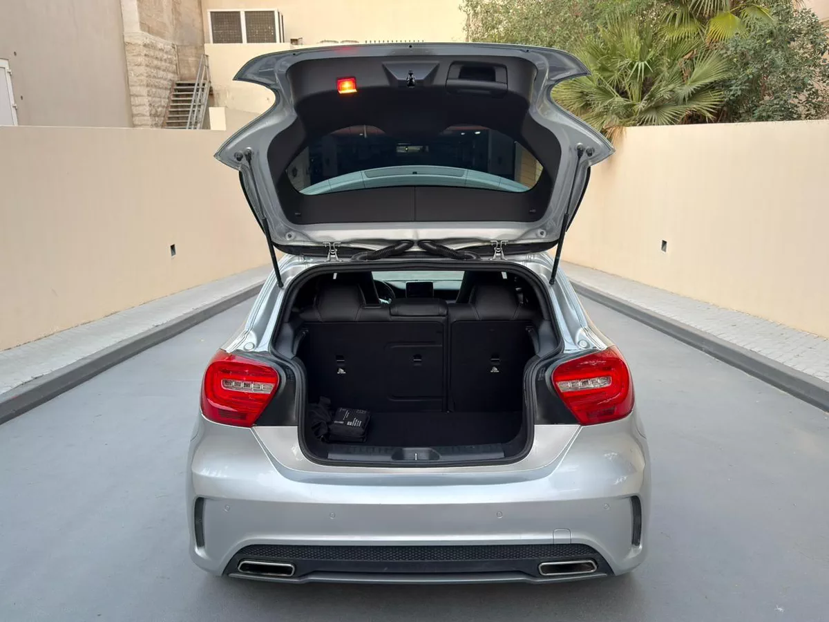 Gulf Specs 2014 MERCEDES A45 AMG 4-Matic 2.0Litre 4-Cylinder Turbo-Charged-5-5