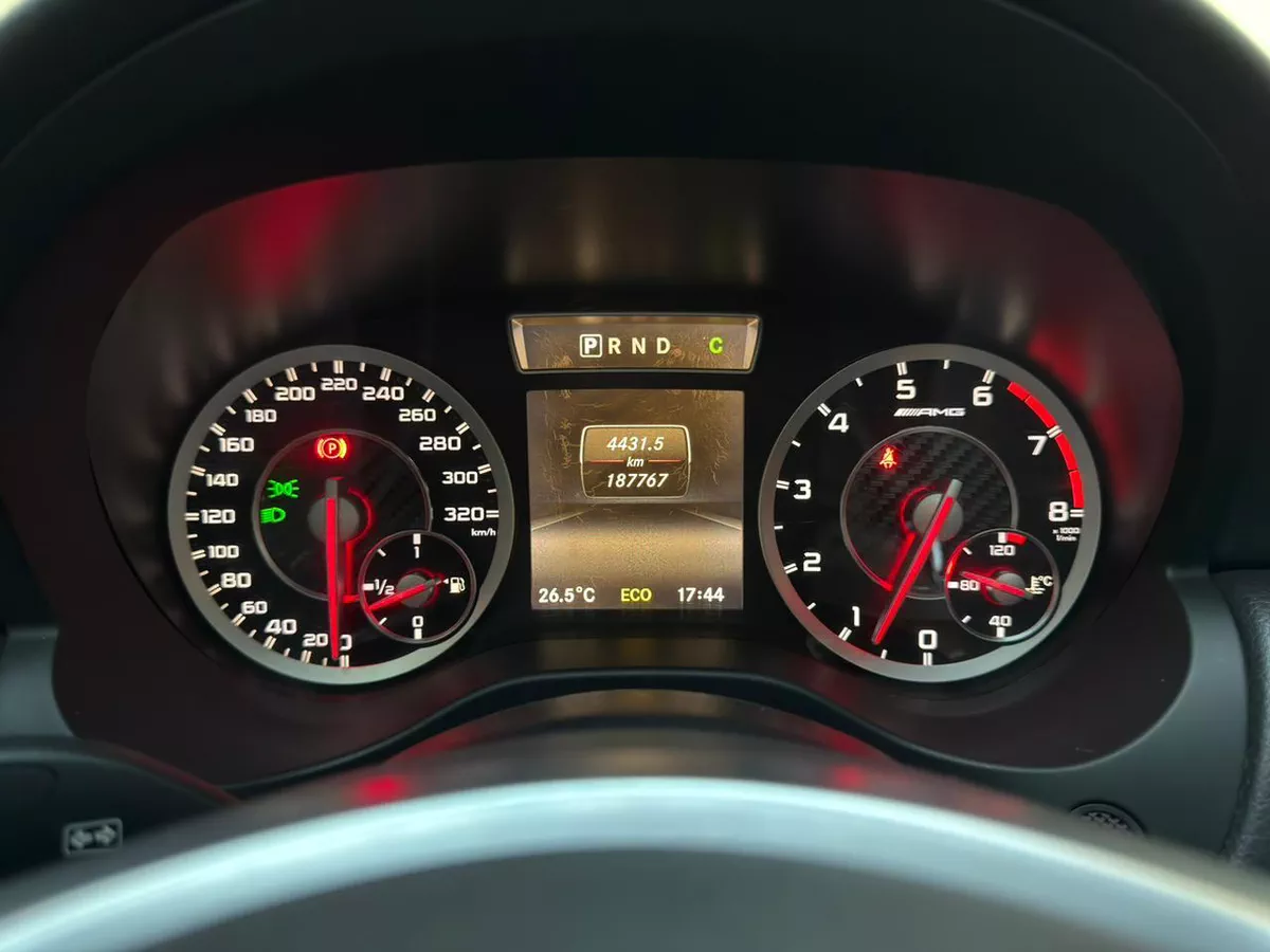 Gulf Specs 2014 MERCEDES A45 AMG 4-Matic 2.0Litre 4-Cylinder Turbo-Charged-8-8