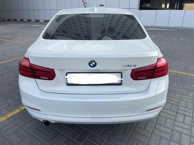 BMW 318i – 2016 1.5 Turbo GCC-1