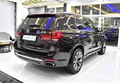 BMW X5 xDrive50i ( 2014 Model ) in Brown Color GCC Specs-4