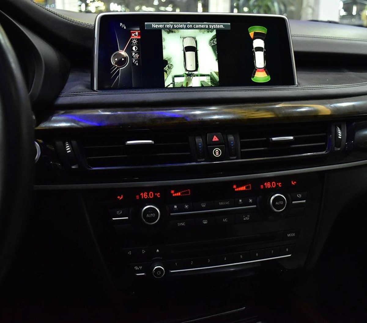 BMW X5 xDrive50i ( 2014 Model ) in Brown Color GCC Specs-7-7