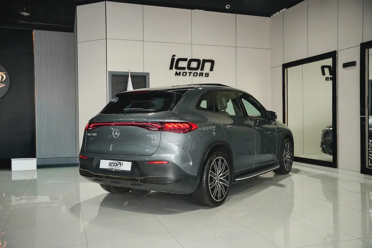 2023 Mercedes-Benz EQE 350 4MATIC | GCC Specs | Low Mileage-18-18