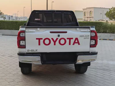 Toyota Hilux Diesel SR5 2020 GCC Specs Excellent Condition Full Option 2.8-7