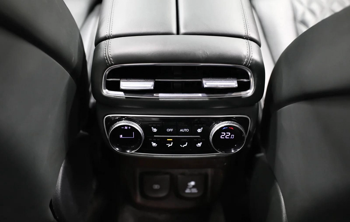 Genesis GV80 | 2,600 AED Monthly | 2 Years Warranty | Free Insurance and Registration-10-10