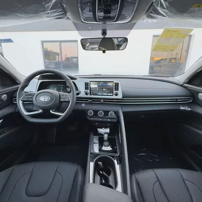 2026 Hyundai Elantra Inhouse finance Without bank 25k dp remaining easy emi-4