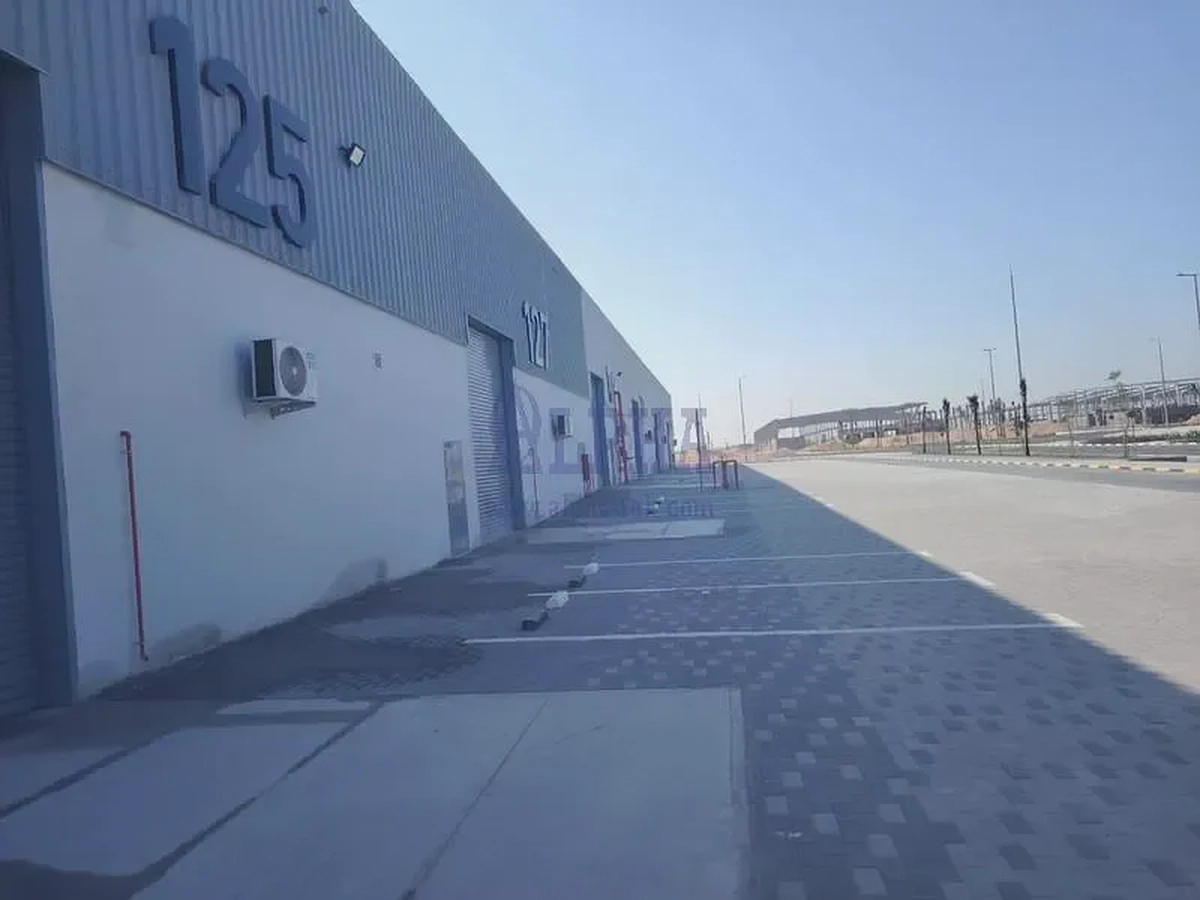 Brand new Warehouses | 400 sqm | 80 Kw| Al Hamra-4-4