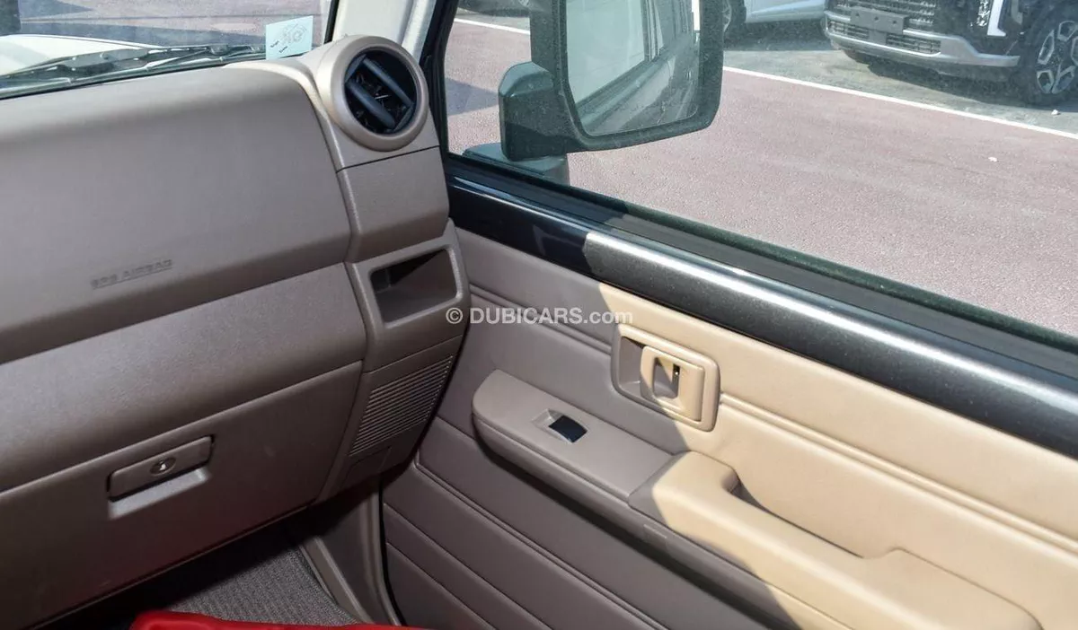 Toyota Land Cruiser 70 LC76 HT VXR HT VXR D/C AT 4.0-14-0