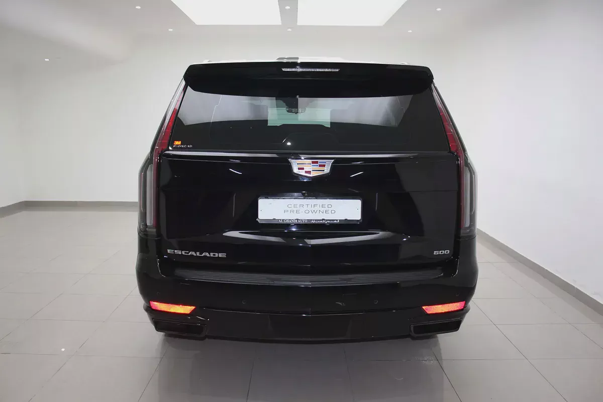 Cadillac Escalade Sport 2023 GCC Specs-2-2