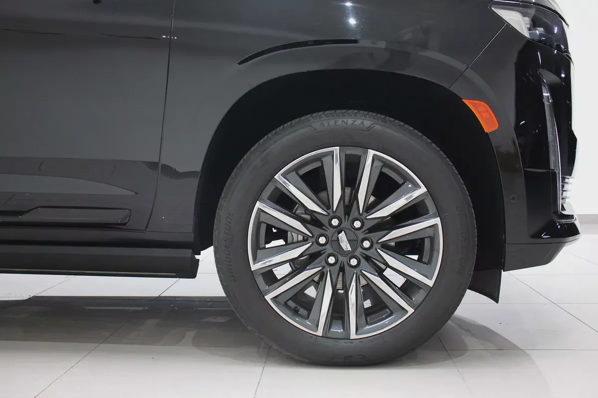 Cadillac Escalade Sport 2023 GCC Specs-5-5