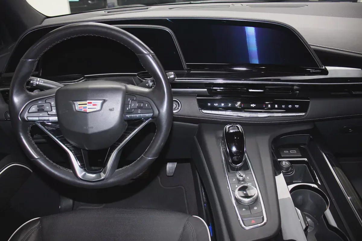 Cadillac Escalade Sport 2023 GCC Specs-6-6