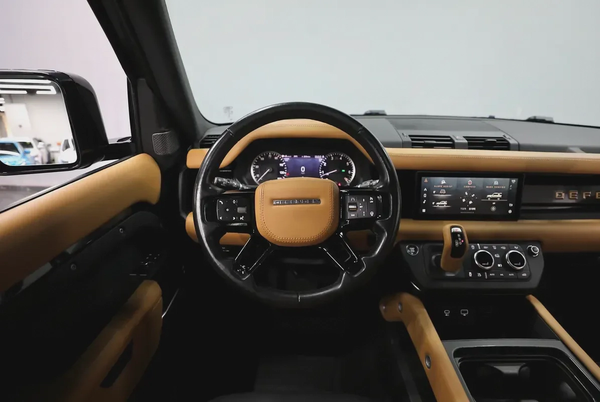 Range Rover Defender
