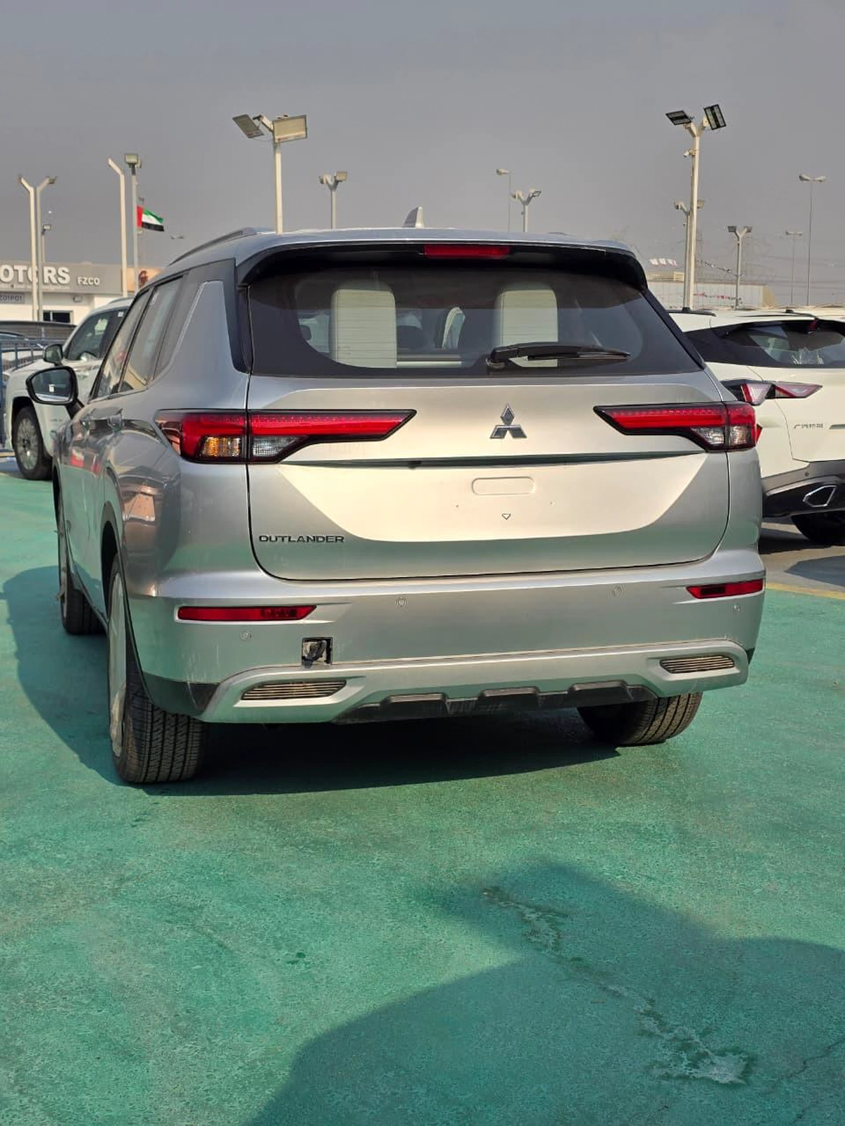 MITSUBISHI OUTLANDER H LINE-8-8