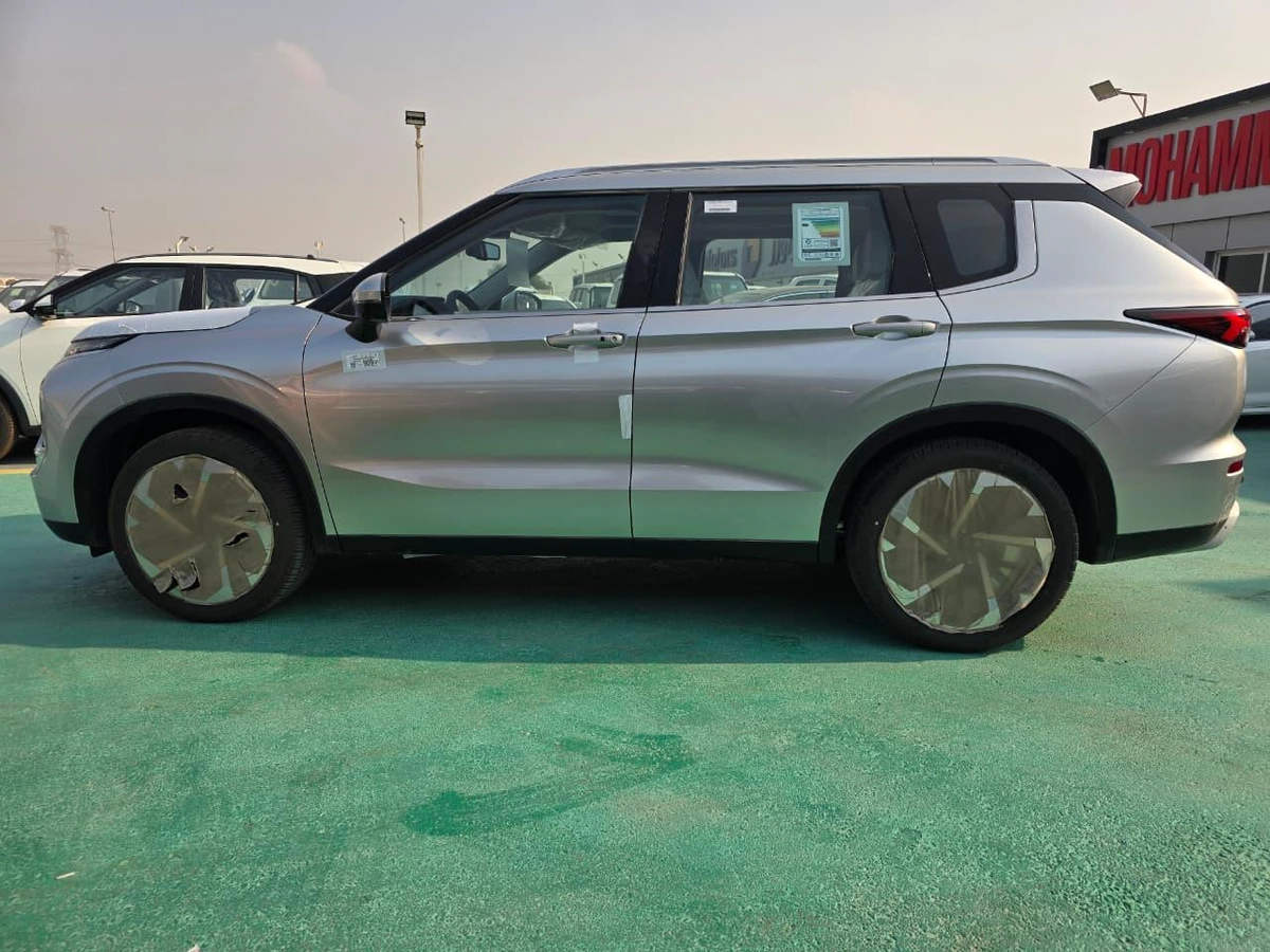 MITSUBISHI OUTLANDER H LINE-6-6