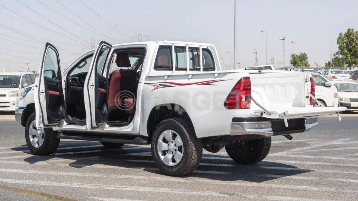 Toyota Hilux SGLX HILUX 2.4L AT 4WD DIESEL-9-0