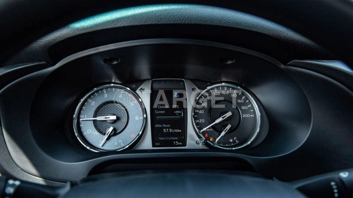 Toyota Hilux SGLX HILUX 2.4L AT 4WD DIESEL-13-0