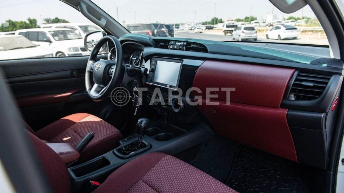 Toyota Hilux SGLX HILUX 2.4L AT 4WD DIESEL-16-0