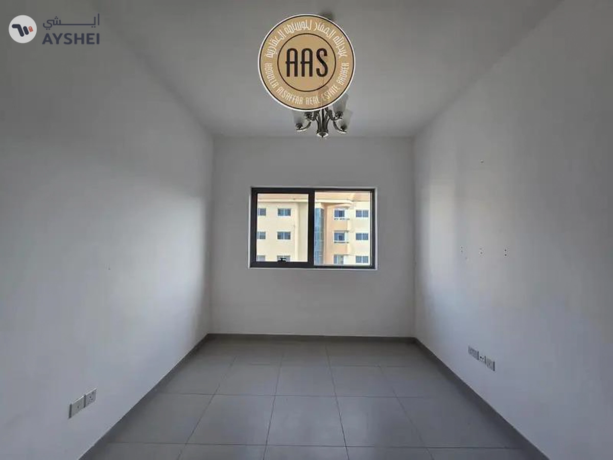 Easy access to metro station 1bhk with all amenities-11-11