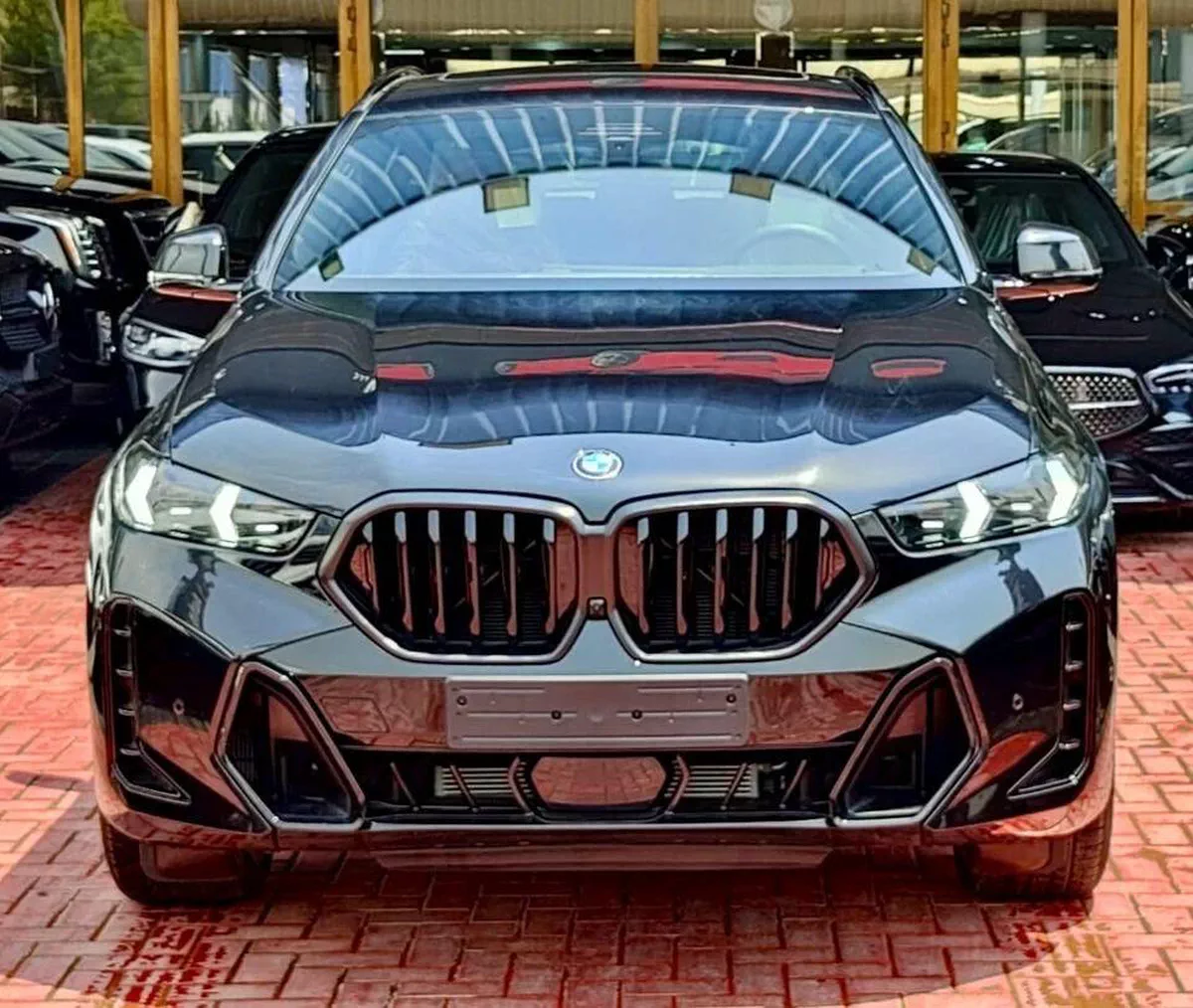BMW X6 XDRIVE40I M SPORT Warranty & Service 2026 GCC-14-14