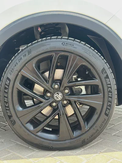 2024 MG RX5 Luxury | GCC Specs | 7,684 km | Excellent Condition-16