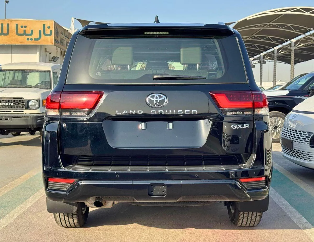 Toyota Land Cruiser GXR 4.0L Full Option | Digital Meter | SUNROOF | CODE# GXR42H-1-0