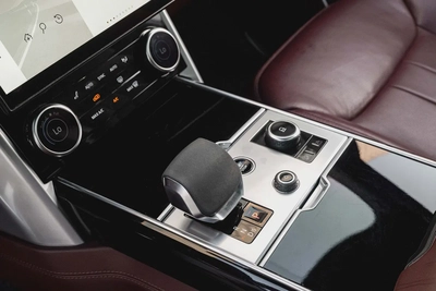 9,107 P.M | P530 | V8 | Autobiography | LR Warranty + S/Contract-9