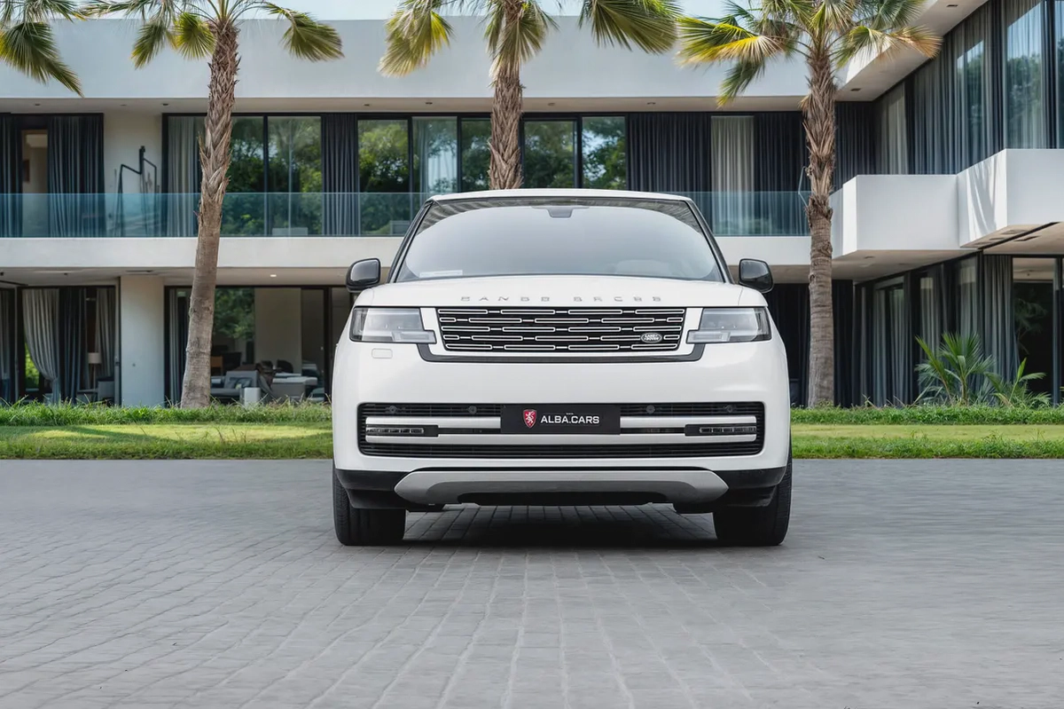 9,107 P.M | P530 | V8 | Autobiography | LR Warranty + S/Contract-3-3