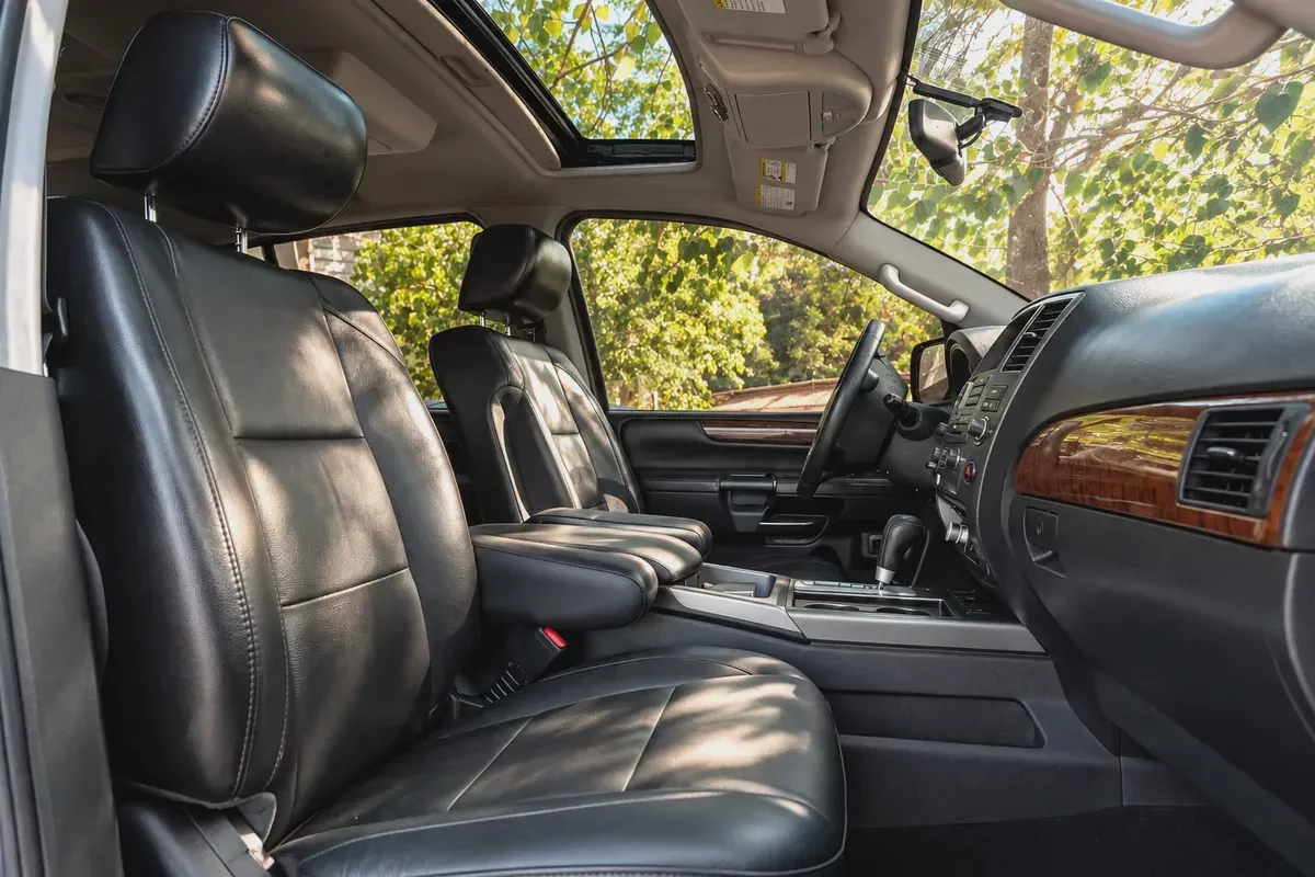 SINGLE OWNER | FULL NISSAN SERVICE HISTORY | NISSAN ARMADA LE-10-10