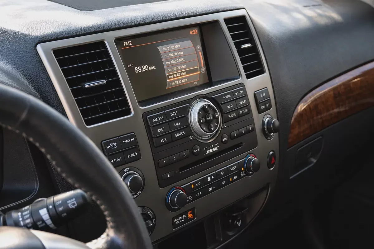 SINGLE OWNER | FULL NISSAN SERVICE HISTORY | NISSAN ARMADA LE-6-6