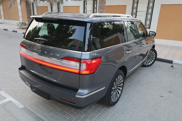 Lincoln Navigator-2021-127000KM-GCC SPECS-EXCELLENT CONDITION