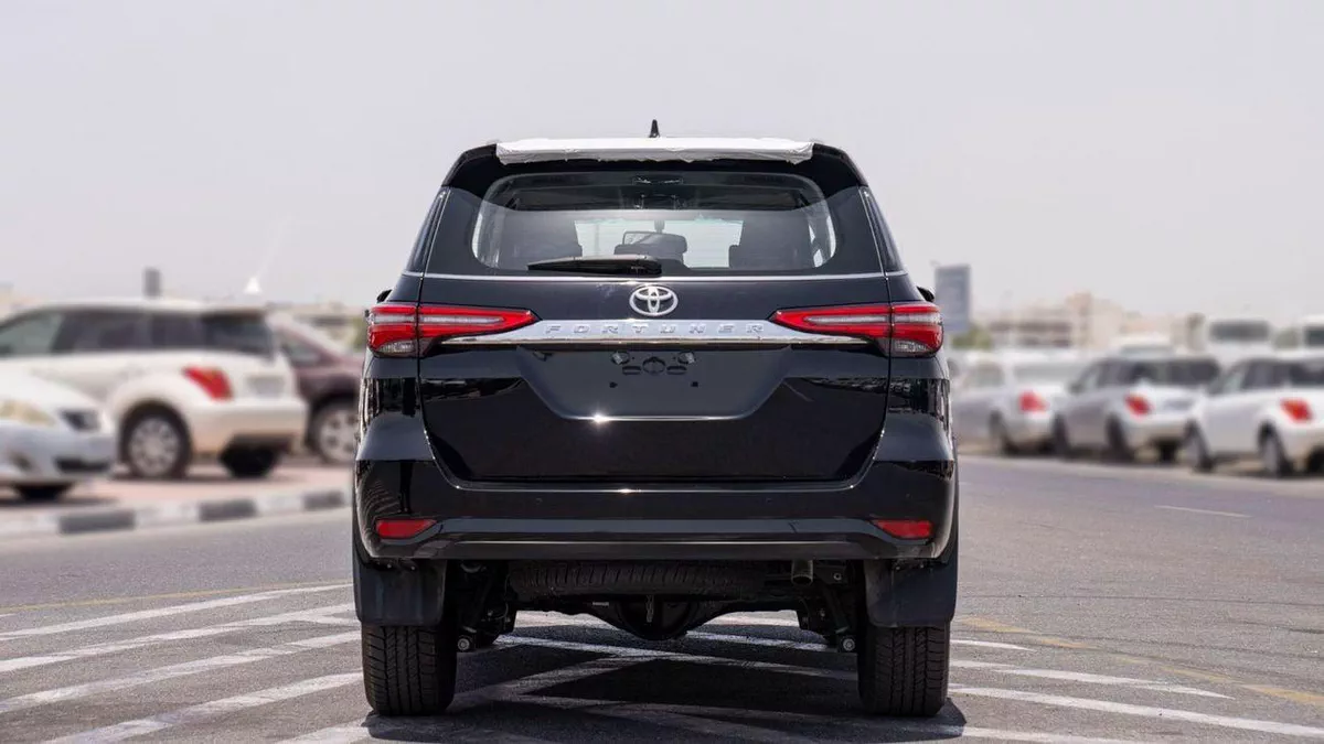 Toyota Fortuner VX2 Toyota Fortuner 2.8L diesel Full Option 2024-2-0