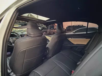 Toyota Camry E - plus hybrid 2025 | GCC Specs |-12