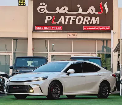Toyota Camry E - plus hybrid 2025 | GCC Specs |-4