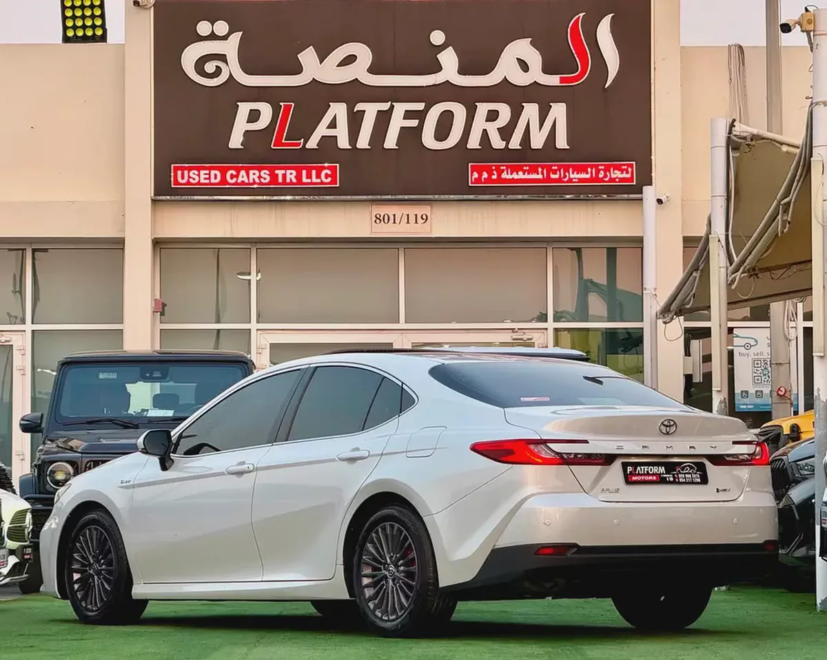 Toyota Camry E - plus hybrid 2025 | GCC Specs |-3-3