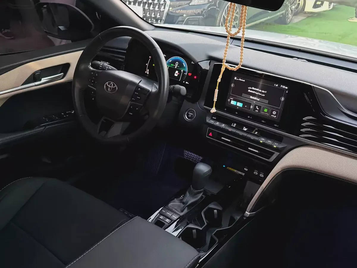 Toyota Camry E - plus hybrid 2025 | GCC Specs |-6-6