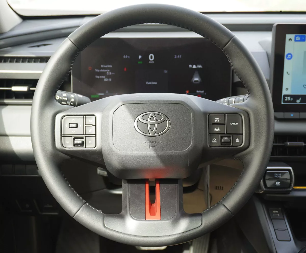 TOYOTA RAV4 2.5L HYBRID FULL OPTION 2026-1-1