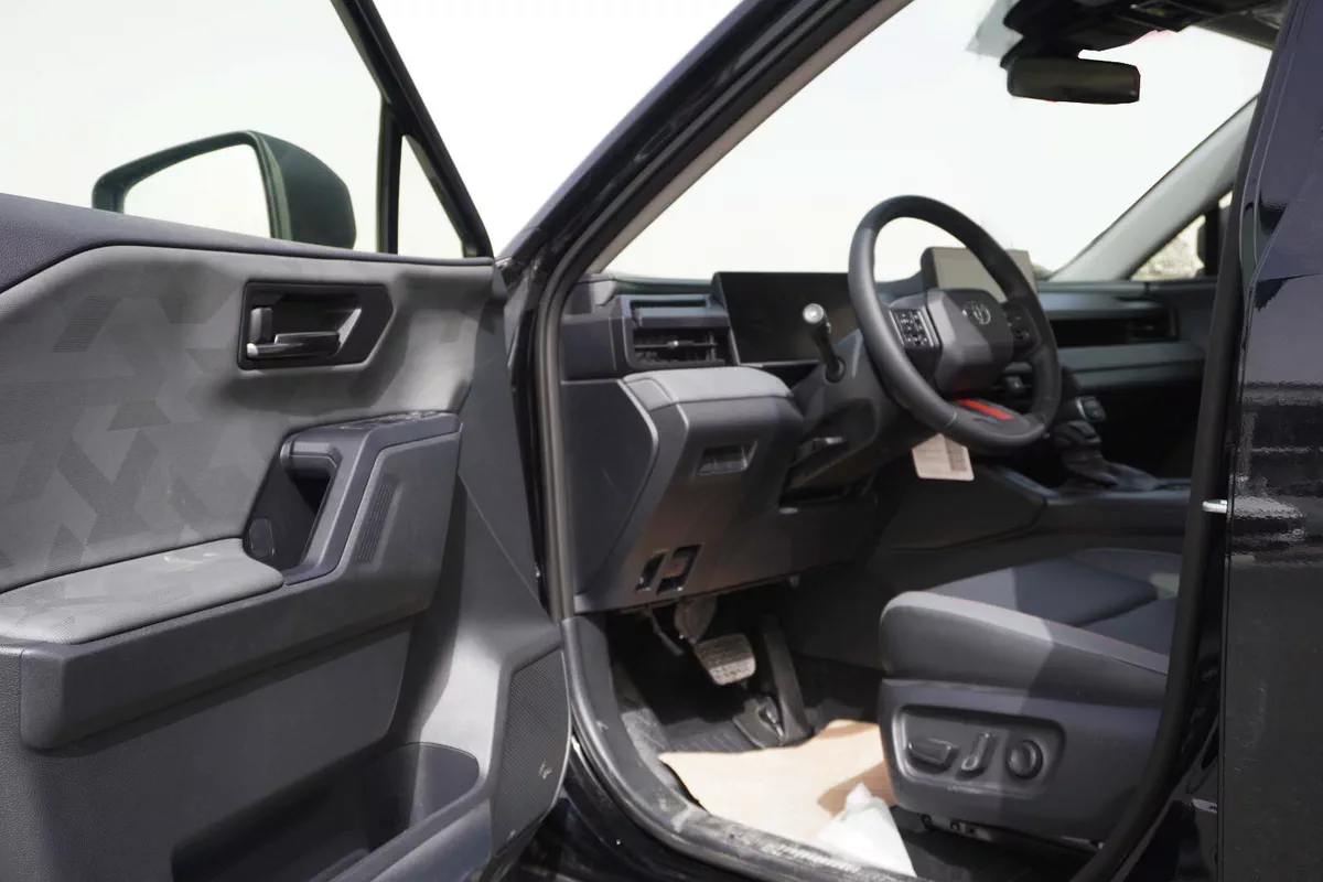 TOYOTA RAV4 2.5L HYBRID FULL OPTION 2026-4-4