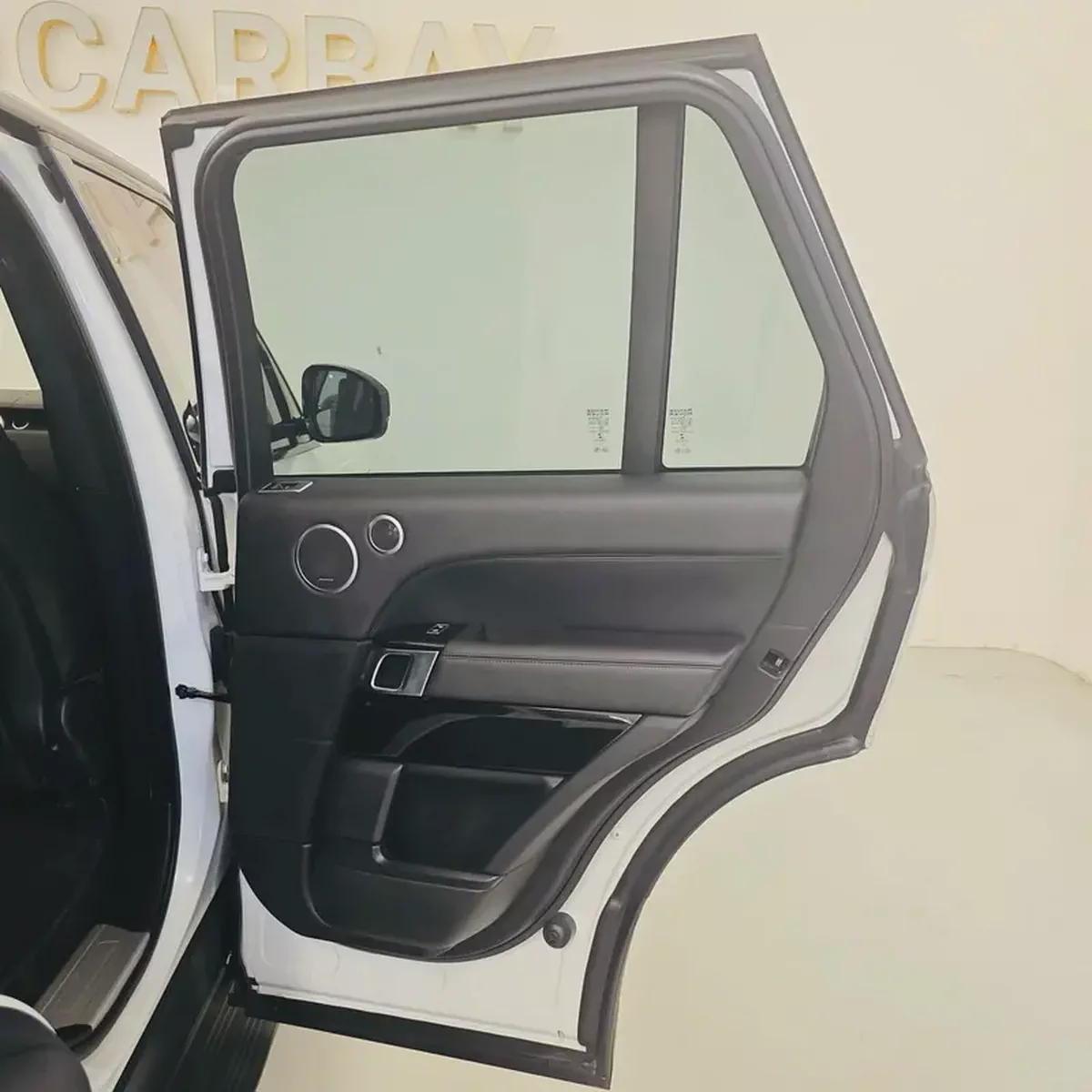 AED 1219 PM | RANGE ROVER VOGUE LE 2013 | BLACK PACK | PARTIAL AGENCY HISTORY | 1 YEAR WARRANTY| GCC-16-16