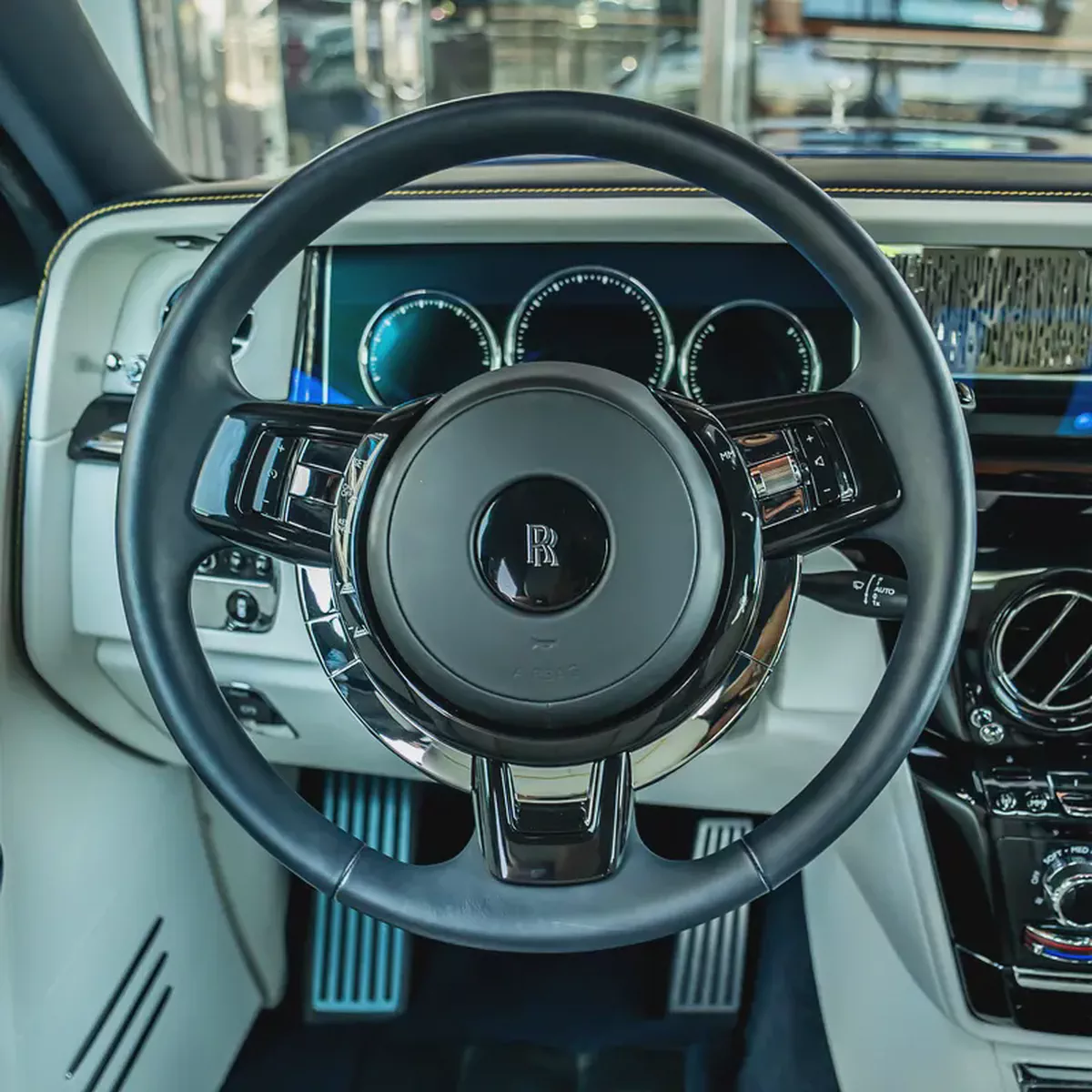 2019 Rolls-Royce Phantom GCC DONE ONLY 4000KM-10-10
