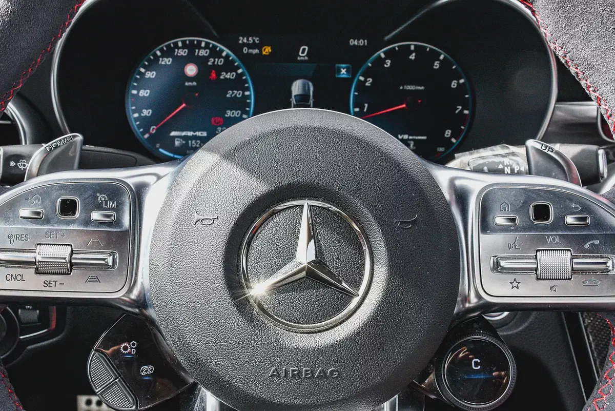 2019 - BENZ C63 S CABRIOLET  - SUPER CLEAN - LIKE NEW - ONLY 68,000 KM-9-9