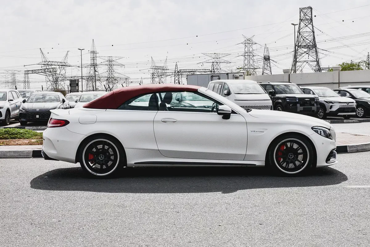 2019 - BENZ C63 S CABRIOLET  - SUPER CLEAN - LIKE NEW - ONLY 68,000 KM-3-3