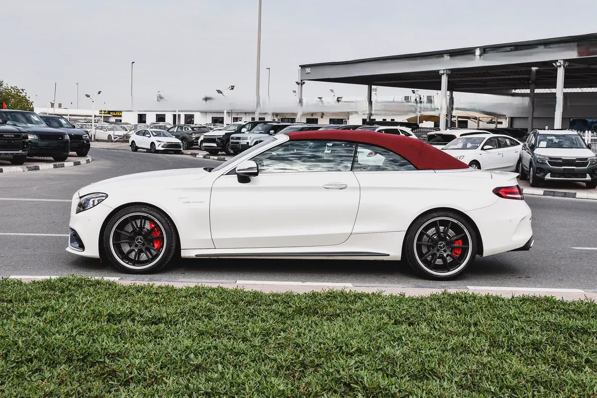 2019 - BENZ C63 S CABRIOLET  - SUPER CLEAN - LIKE NEW - ONLY 68,000 KM-4-4