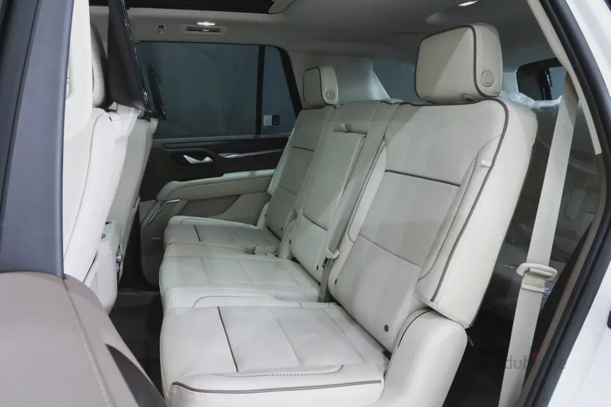 2023 ll Gmc Yukon Denali ll 6.2 L ll V8 ll Gcc ll 0km-17-17