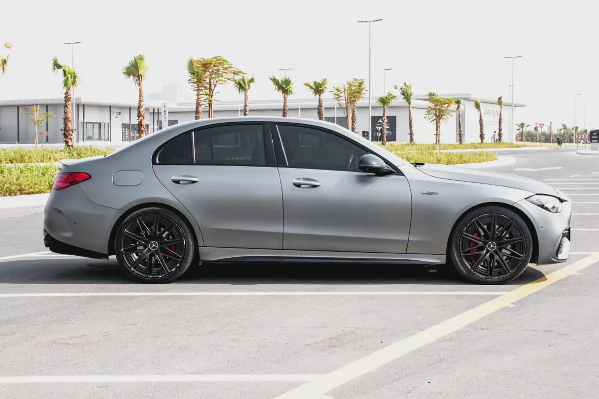 مرسيدس-بنز سي-كلاس C43 AMG-3-3